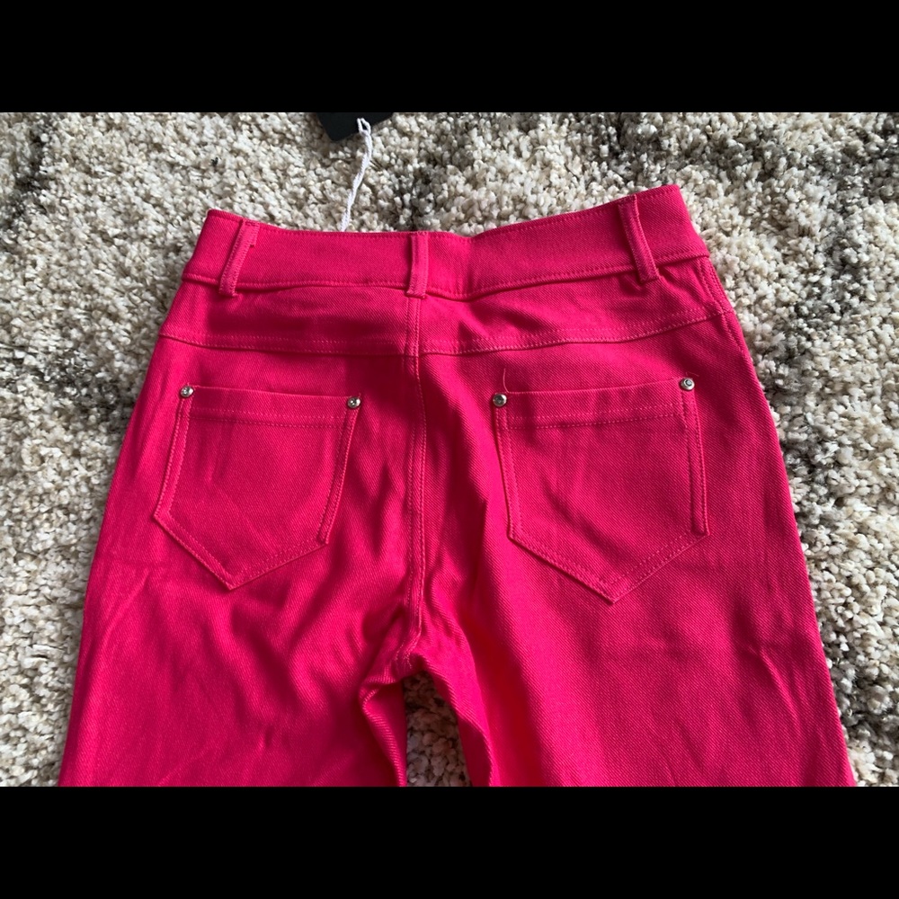 Nwt hot pink capris